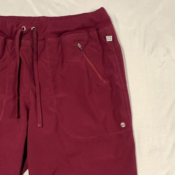 Cherokee Infinity Burgundy Red Stretch Scrub Pants Womens Medium Zip Pockets - Picture 4 of 11